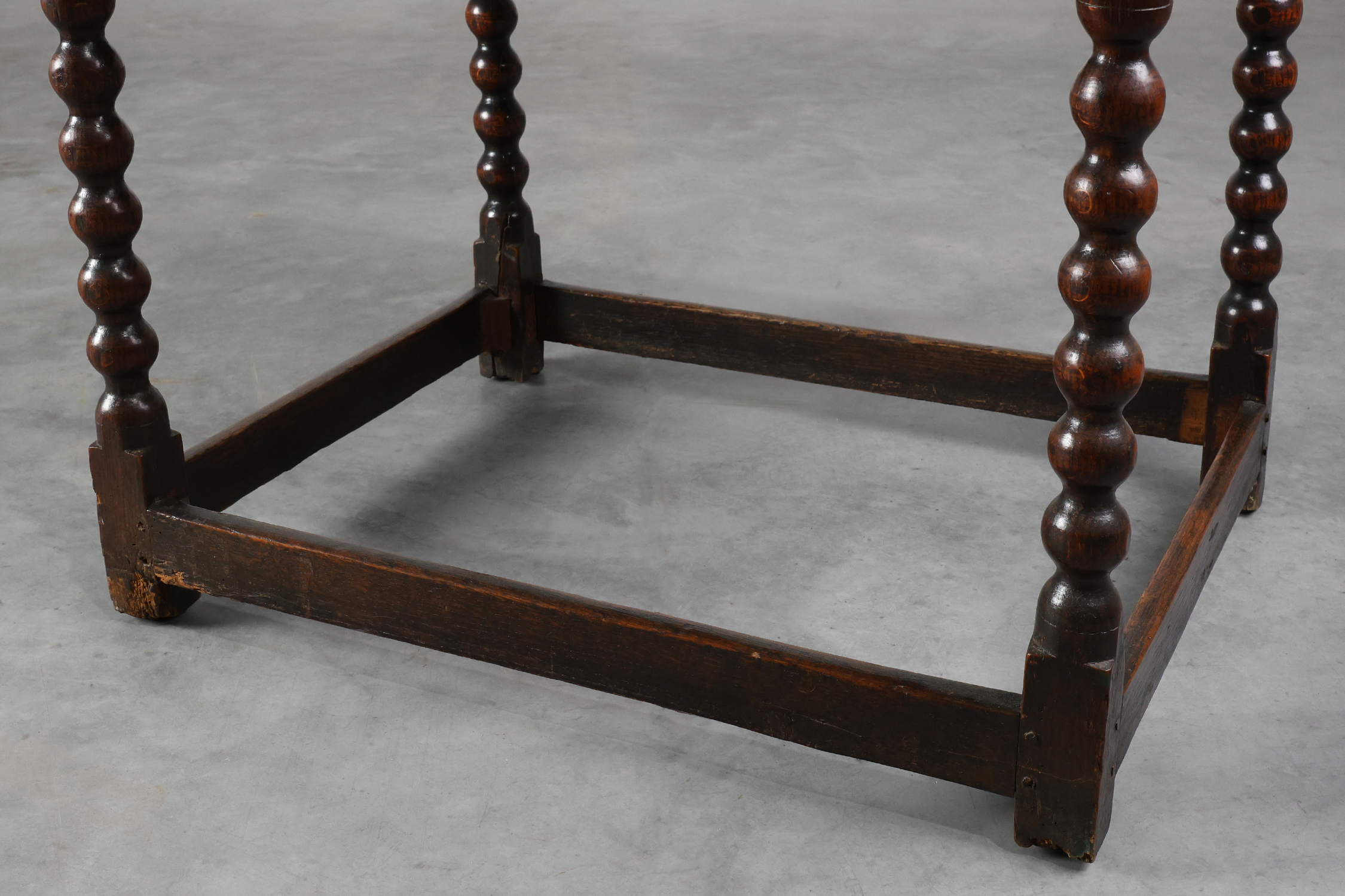 18th Century English Bobbin-Turned Oak Side Table with Bronze Hardware, James II Periodthumbnail